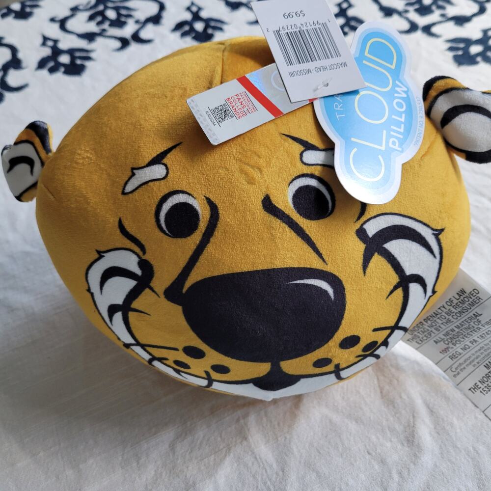 University of Missouri Tigers Pillow, Dorm Decor, Travel, Squeeze, NWT